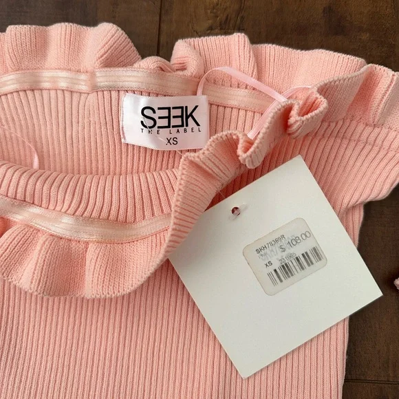 LF STORES • TOP - Picture 2 of 2